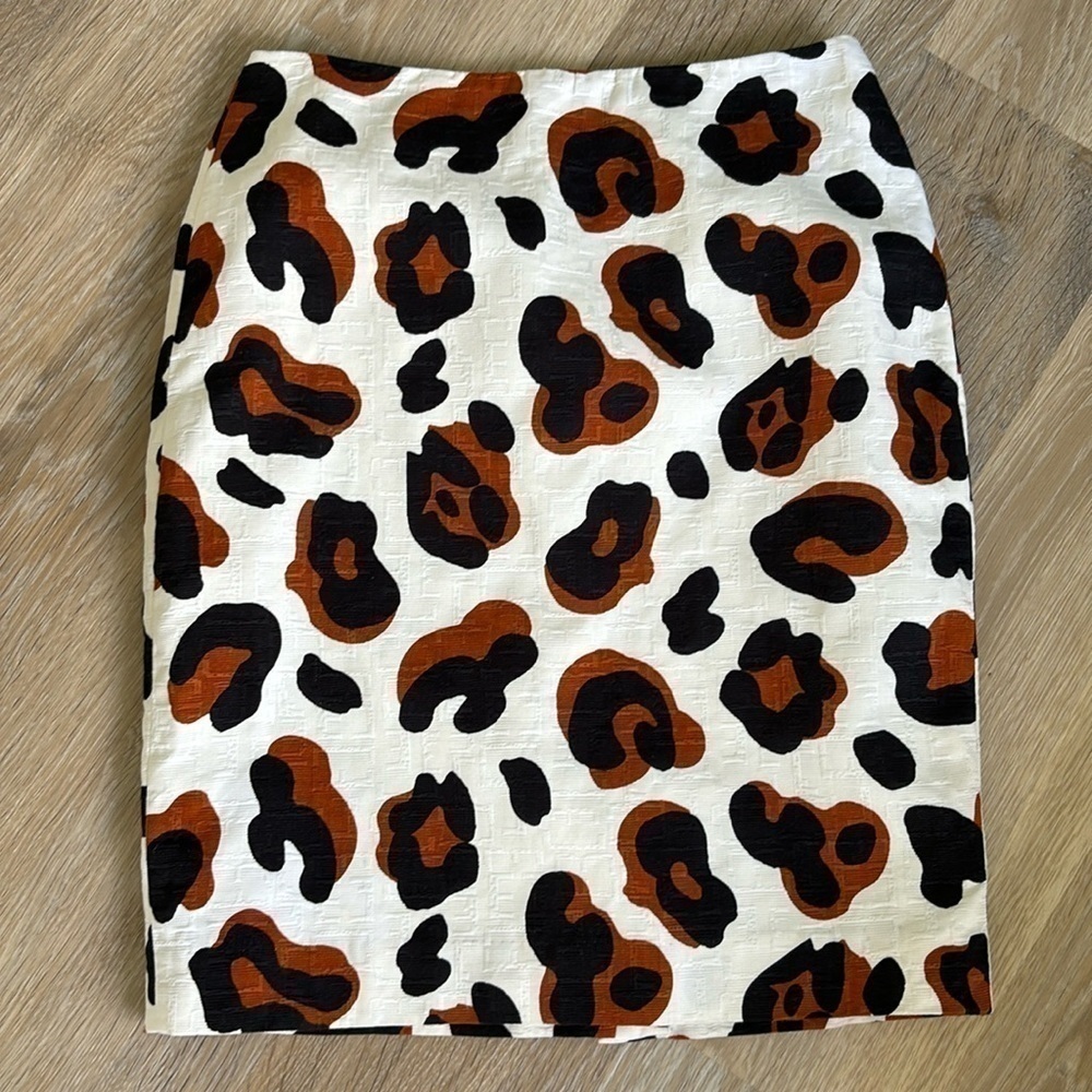 Talbots cow animal print pencil skirt size 2 petite